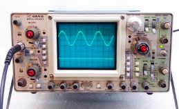 TEKTRONIX R465B