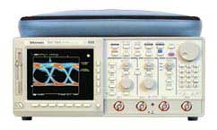 TEKTRONIX TDS794D-2C-2M-33